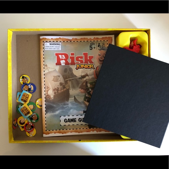 RISK JR Board Game - Picture 3 of 4